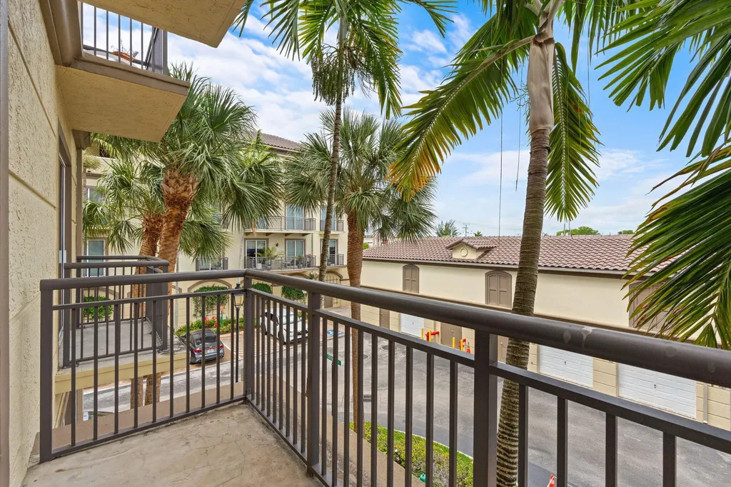 2617 NE 14th Avenue Wilton Manors FL 33334