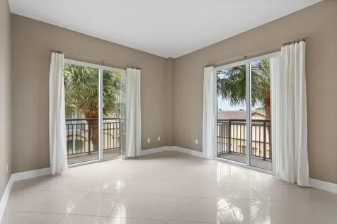 2617 NE 14th Avenue Wilton Manors FL 33334
