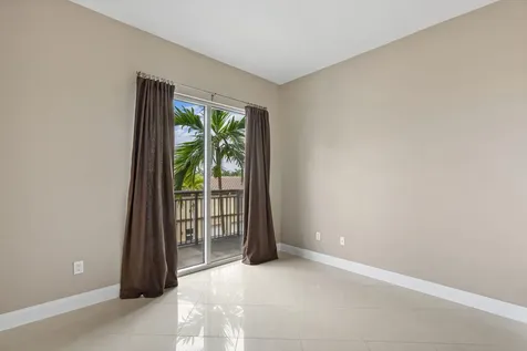 2617 NE 14th Avenue Wilton Manors FL 33334