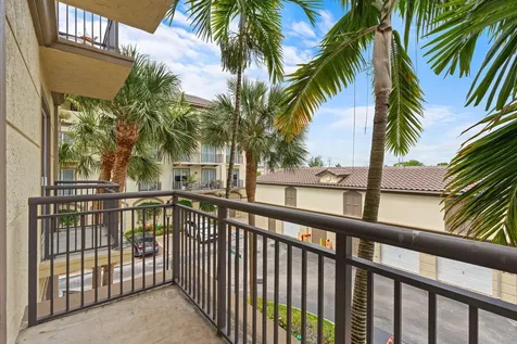 2617 NE 14th Avenue Wilton Manors FL 33334