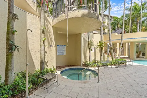 2617 NE 14th Avenue Wilton Manors FL 33334