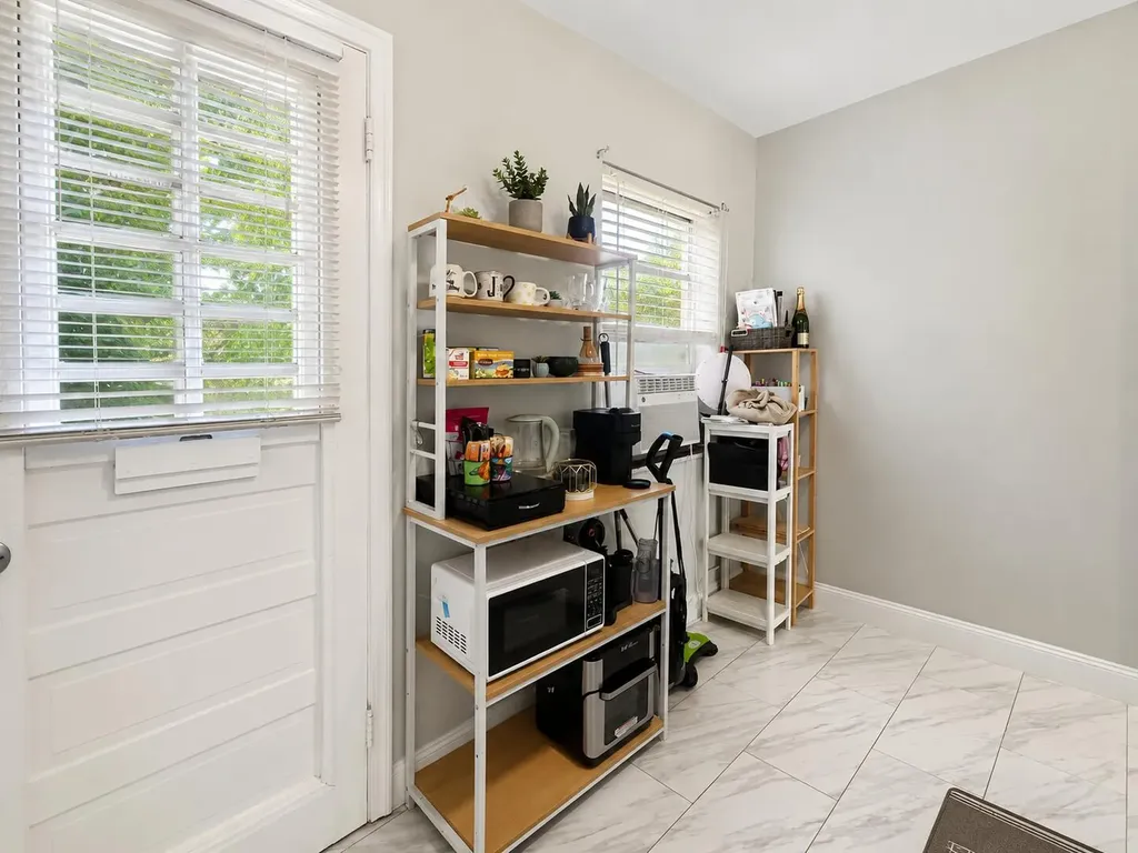 916 SW 8th Avenue Fort Lauderdale FL 33315