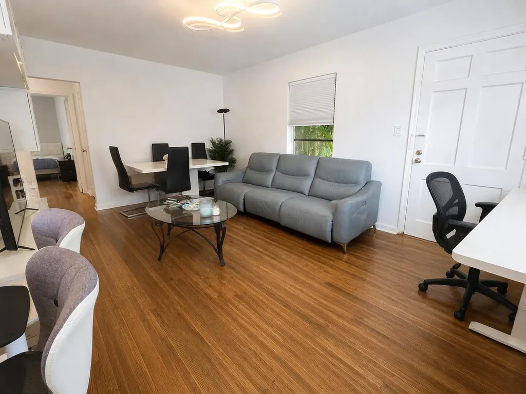 916 SW 8th Avenue Fort Lauderdale FL 33315