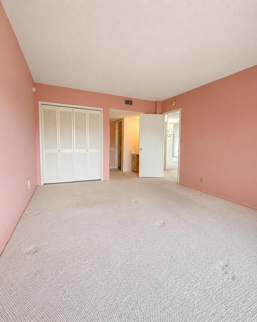 2900 N Palm Aire Drive Pompano Beach FL 33069