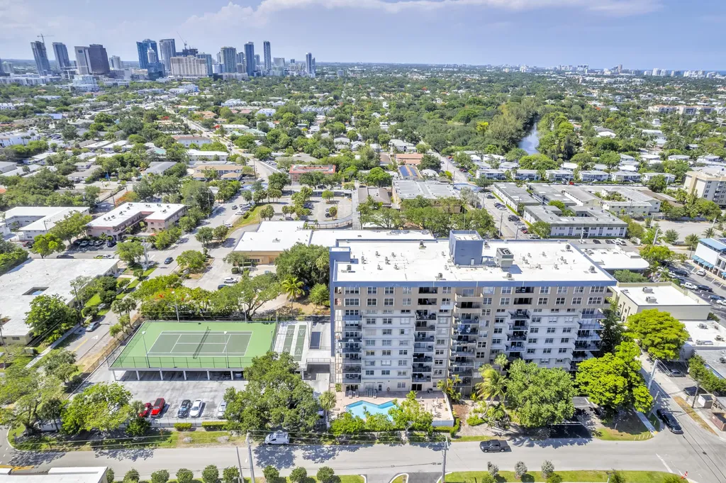 1625 SE 10th Avenue Fort Lauderdale FL 33316