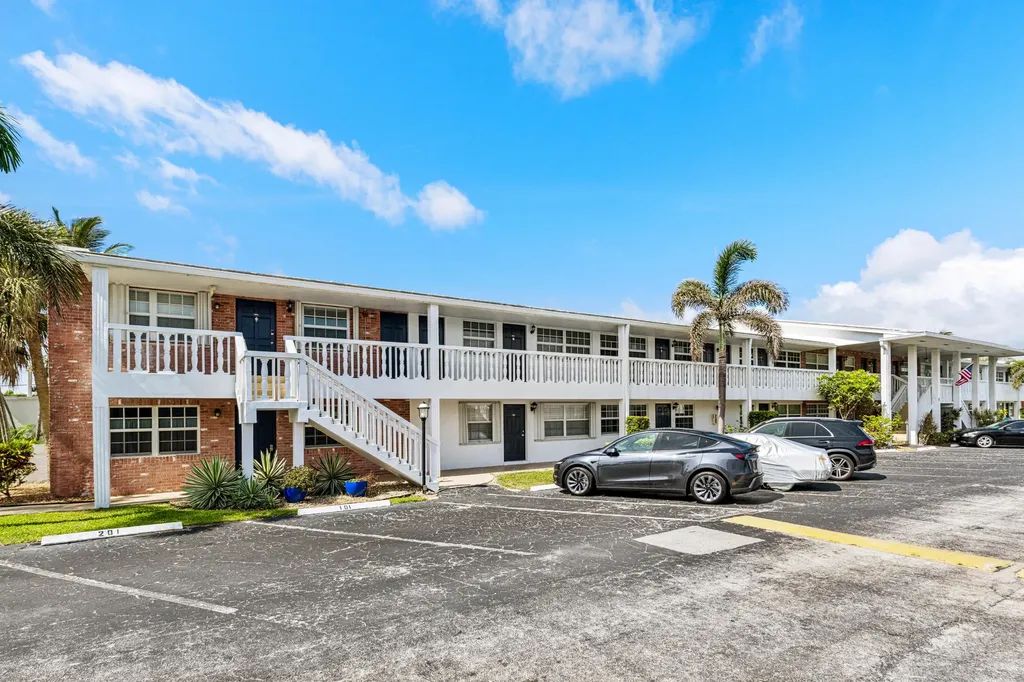 5505 N Ocean Boulevard Ocean Ridge FL 33435