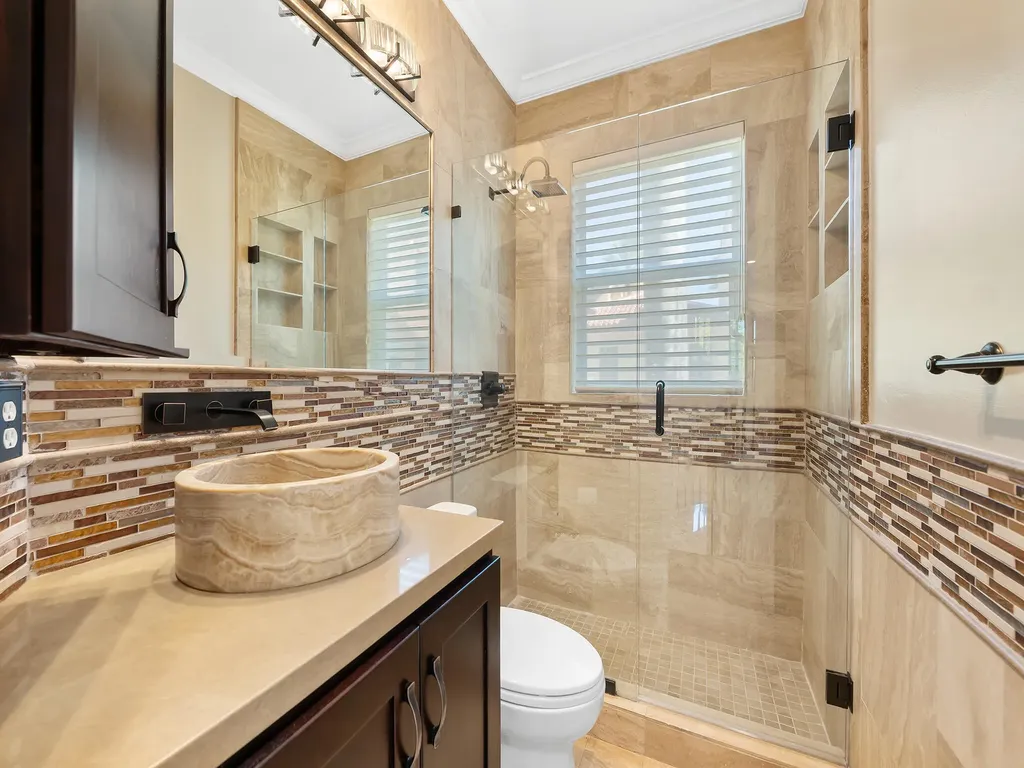 208 SE 10th Terrace Fort Lauderdale FL 33301