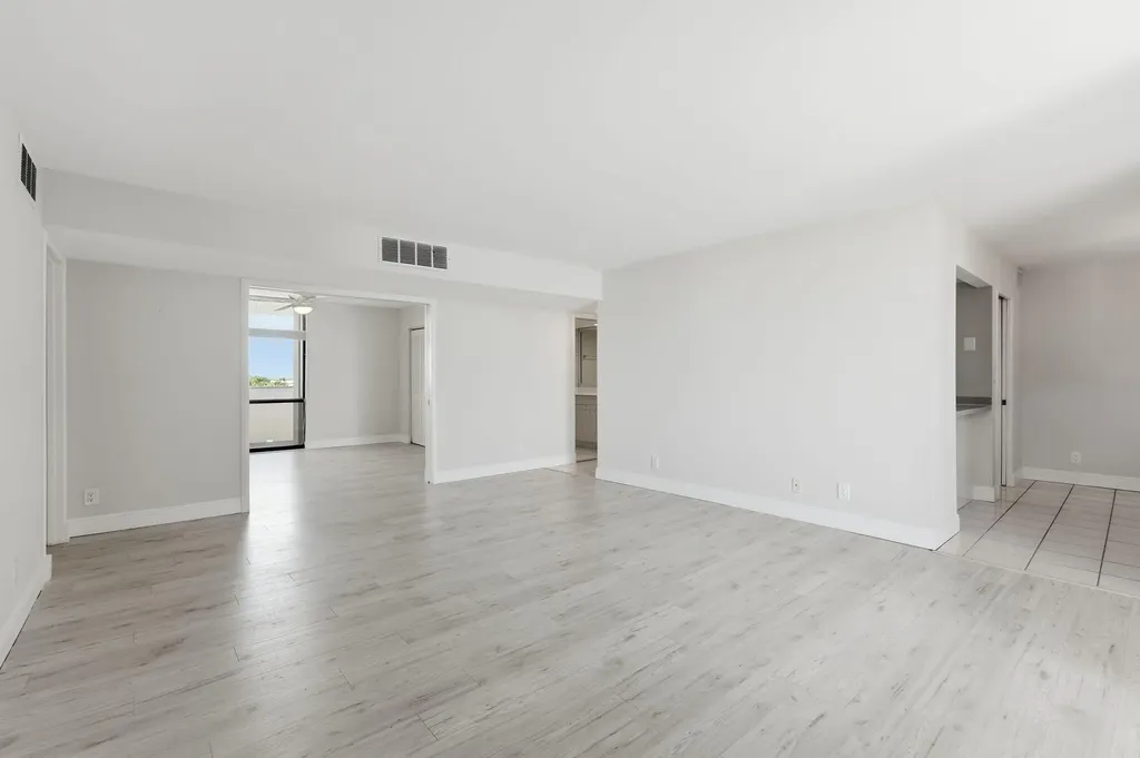 124 Lakeshore Drive North Palm Beach FL 33408