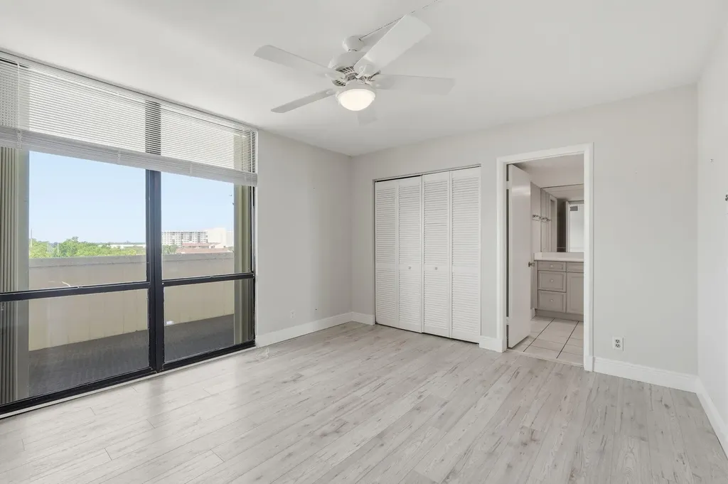 124 Lakeshore Drive North Palm Beach FL 33408