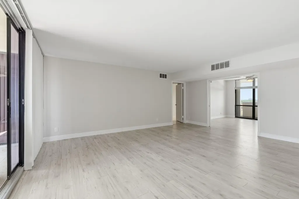124 Lakeshore Drive North Palm Beach FL 33408