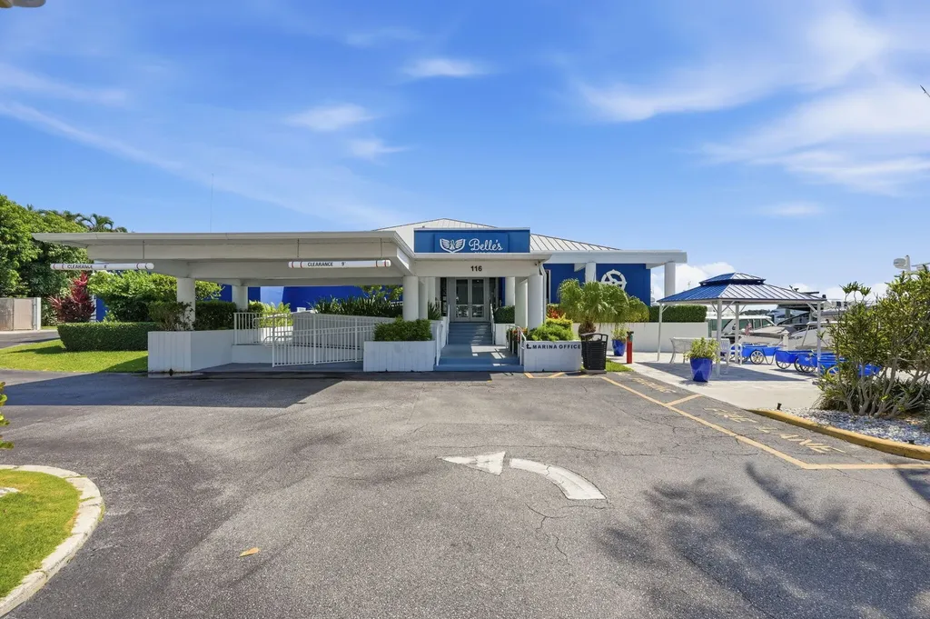 124 Lakeshore Drive North Palm Beach FL 33408