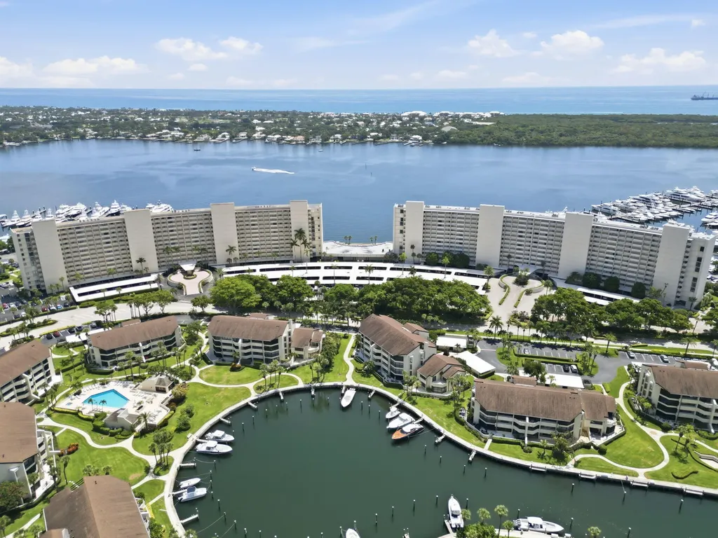 124 Lakeshore Drive North Palm Beach FL 33408