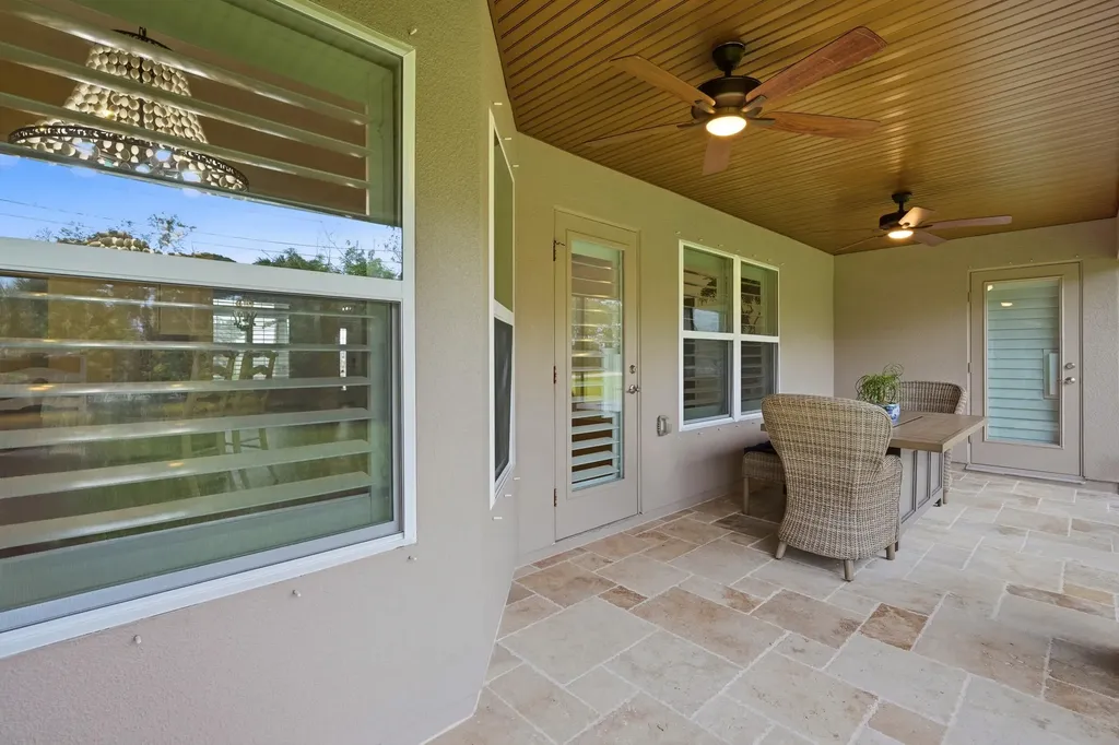 5825 NW Bates Avenue Port St Lucie FL 34986