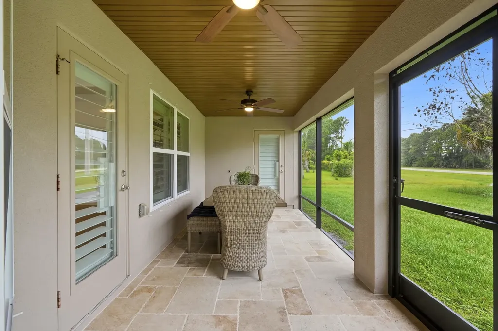 5825 NW Bates Avenue Port St Lucie FL 34986
