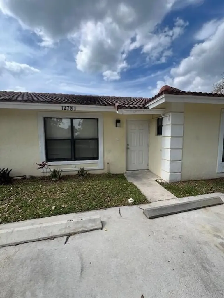 12781 Peconic Court Wellington FL 33414