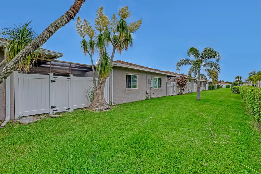 14735 Wildflower Lane Delray Beach FL 33446