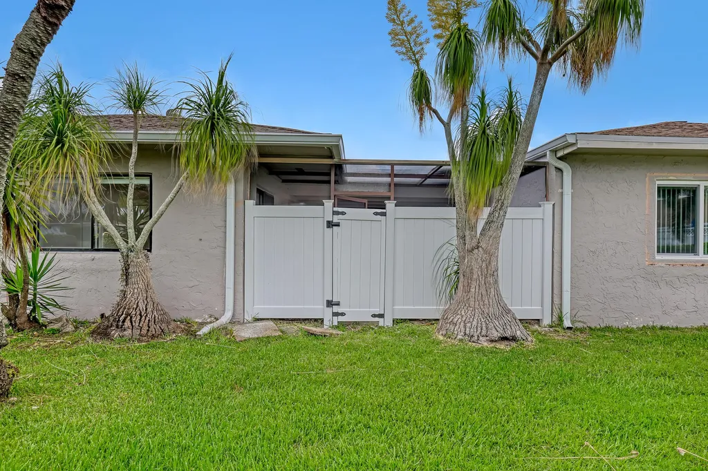 14735 Wildflower Lane Delray Beach FL 33446