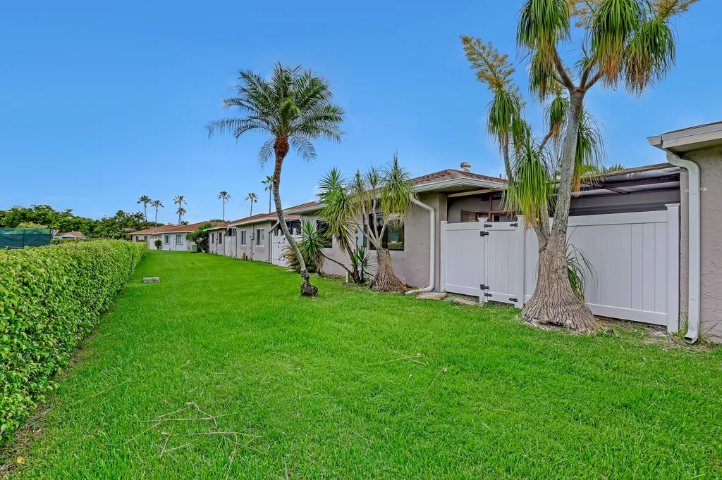 14735 Wildflower Lane Delray Beach FL 33446