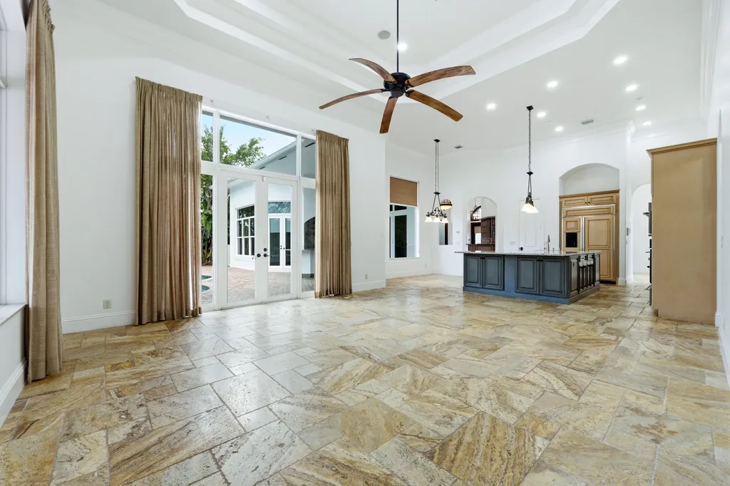 608 Inlet Road North Palm Beach FL 33408