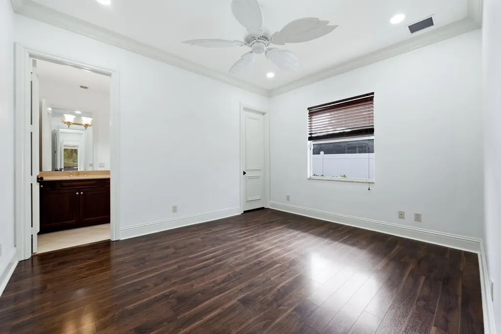 608 Inlet Road North Palm Beach FL 33408