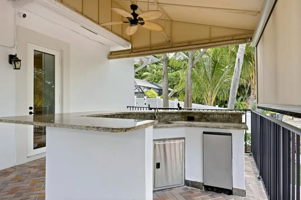 608 Inlet Road North Palm Beach FL 33408