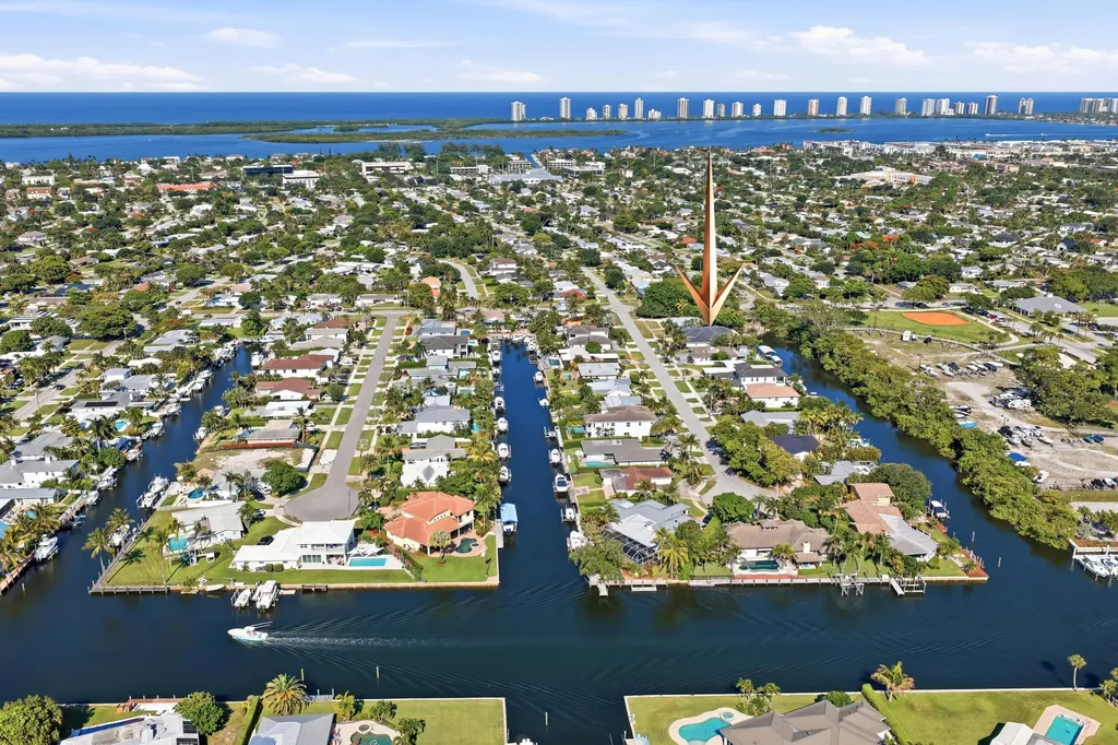 608 Inlet Road North Palm Beach FL 33408