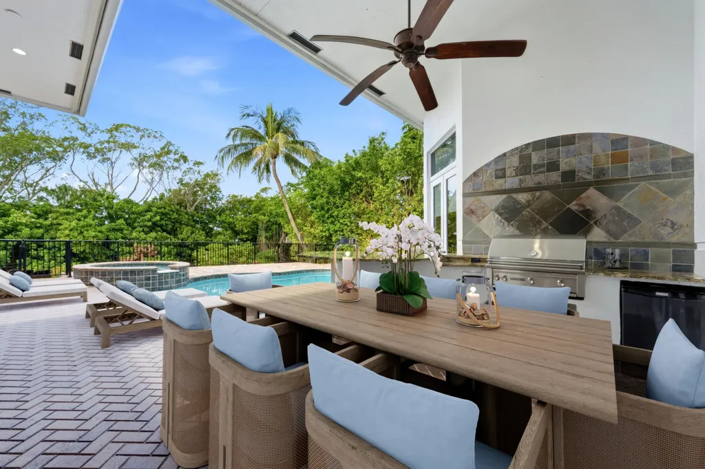 608 Inlet Road North Palm Beach FL 33408