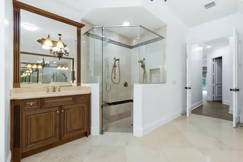 608 Inlet Road North Palm Beach FL 33408