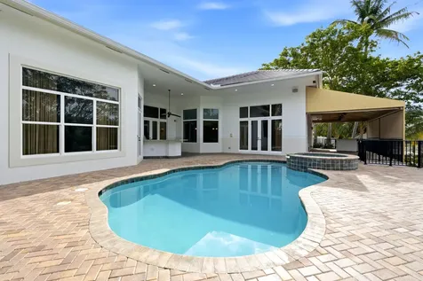 608 Inlet Road North Palm Beach FL 33408