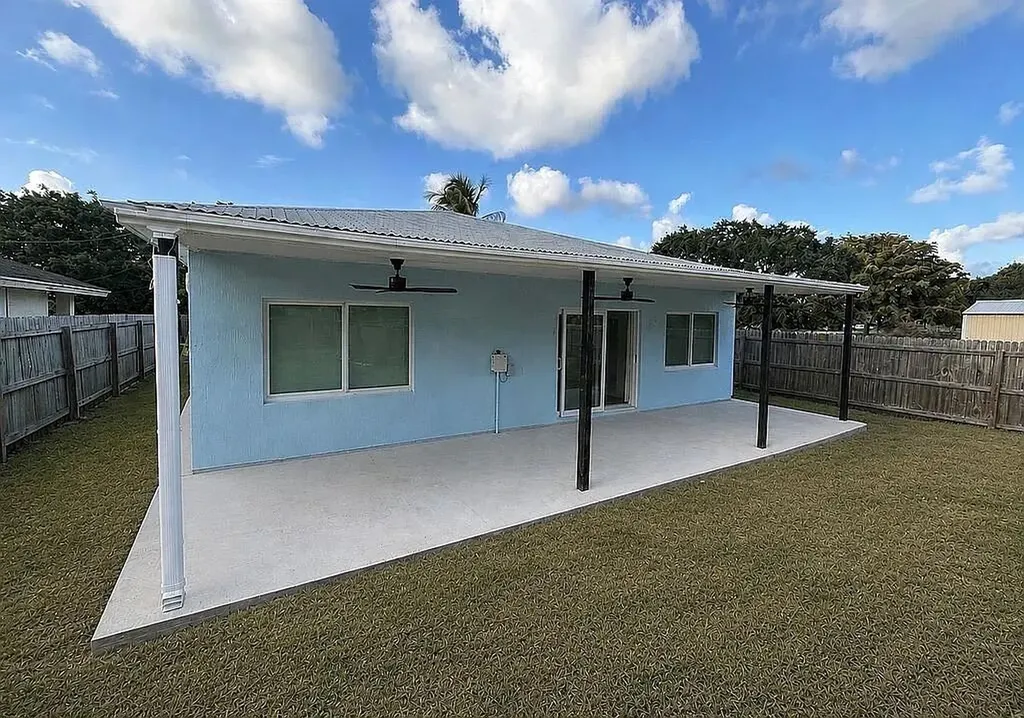 4714 Alberta Avenue West Palm Beach FL 33417