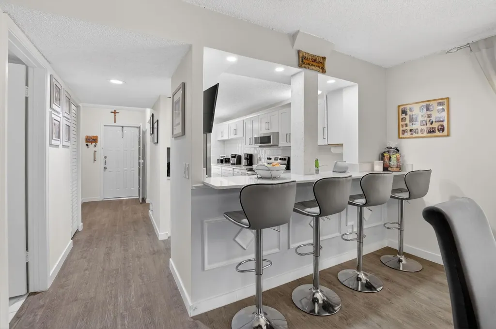 10187 Mangrove Drive Boynton Beach FL 33437