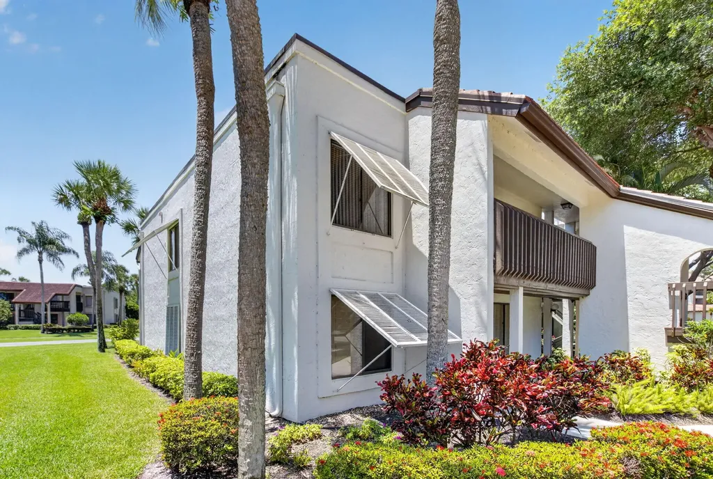 10187 Mangrove Drive Boynton Beach FL 33437