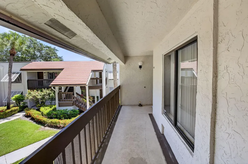 10187 Mangrove Drive Boynton Beach FL 33437