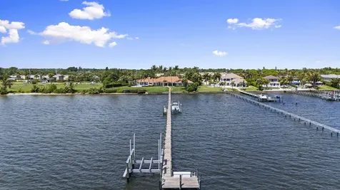 1771 SE Saint Lucie Boulevard Stuart FL 34996