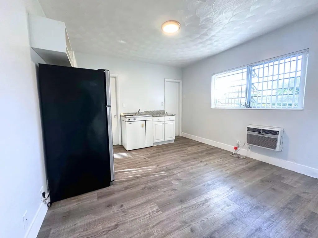 312 NE 15th Avenue Fort Lauderdale FL 33301