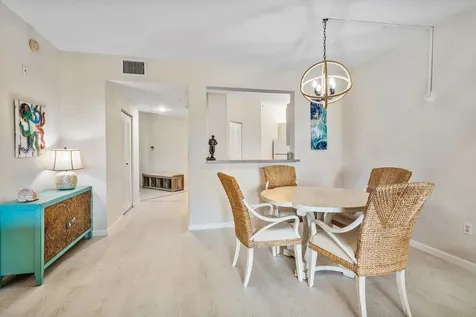 300 Uno Lago Drive Juno Beach FL 33408