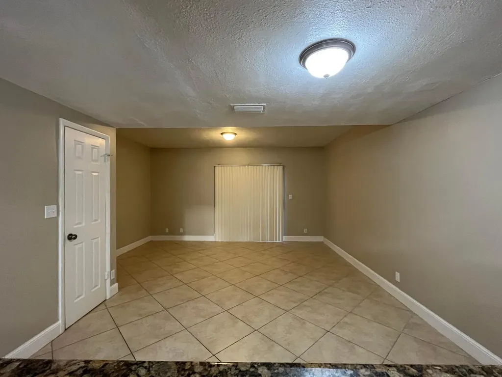 2589 NE 15th Street Pompano Beach FL 33062