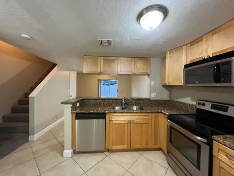 2589 NE 15th Street Pompano Beach FL 33062