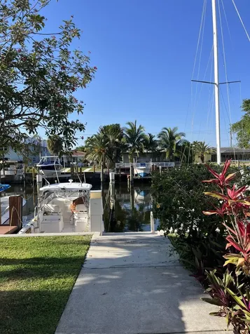 2589 NE 15th Street Pompano Beach FL 33062