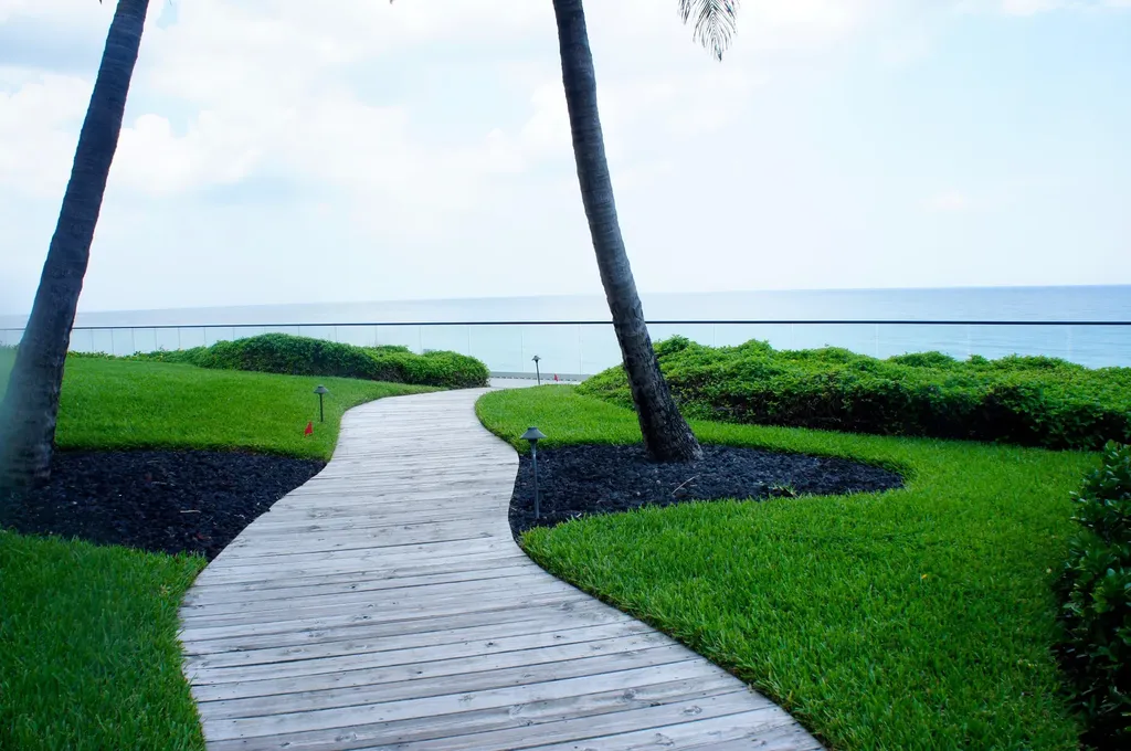 5070 N Ocean Drive Singer Island FL 33404