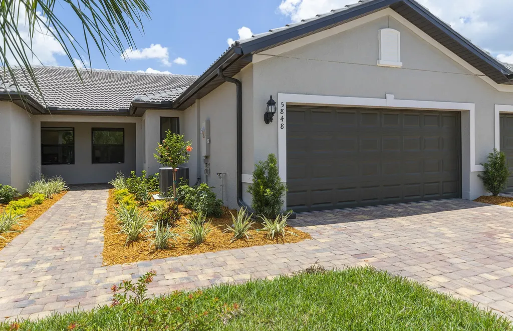 6407 Memorial Lane Ave Maria FL 34142