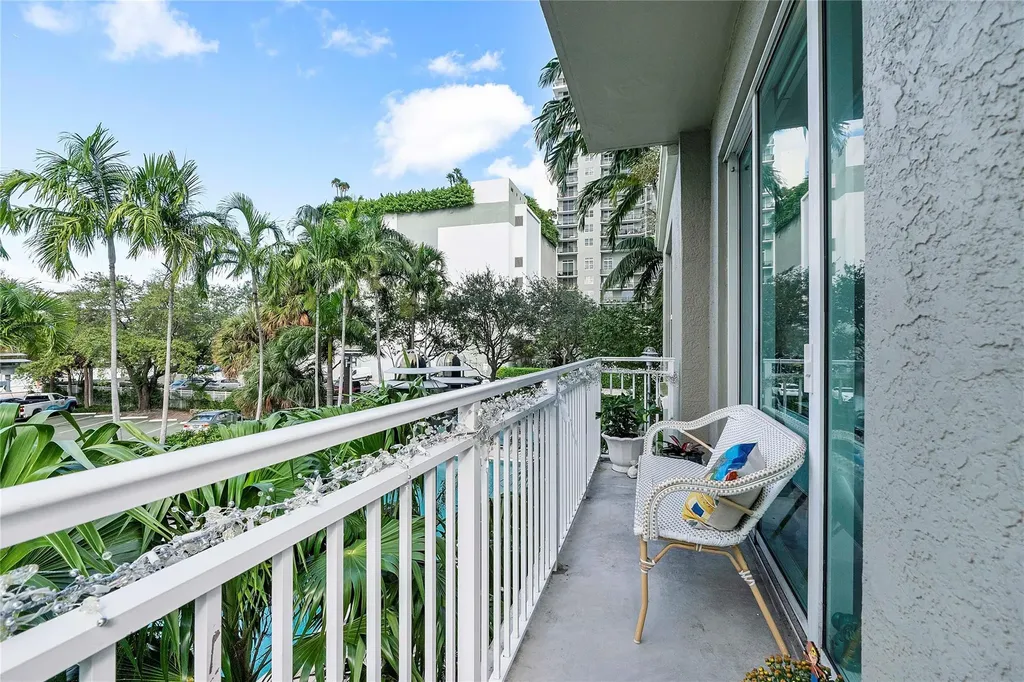 313 NE 2nd Street Fort Lauderdale FL 33301