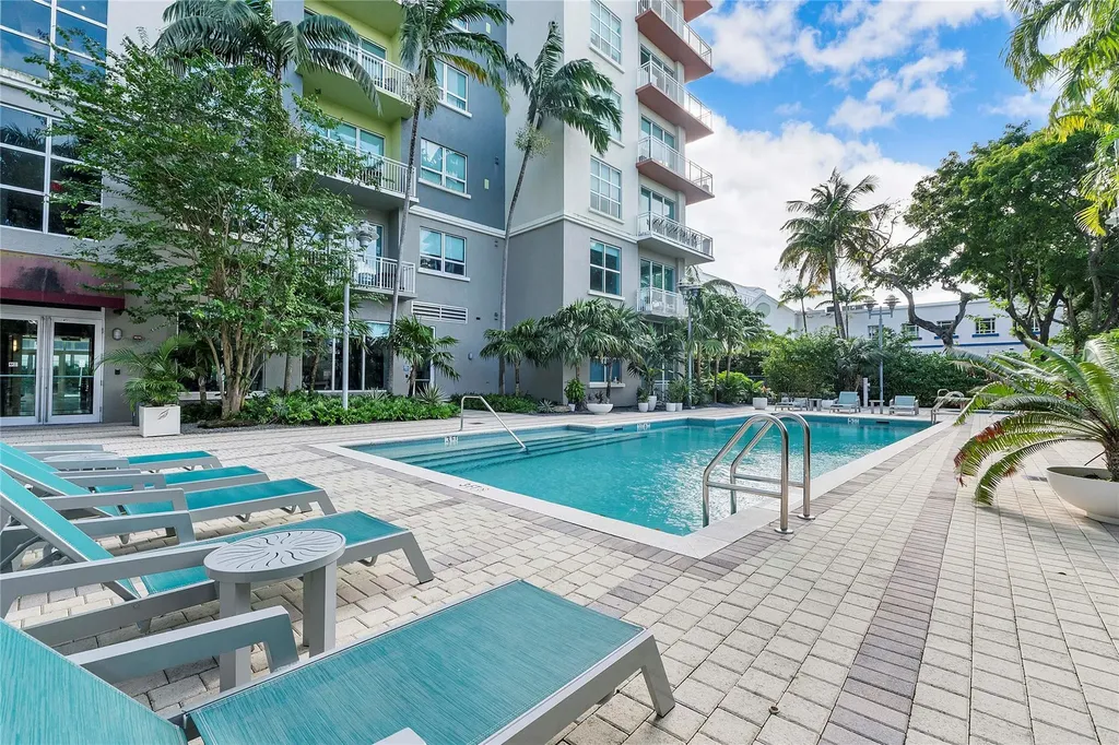 313 NE 2nd Street Fort Lauderdale FL 33301