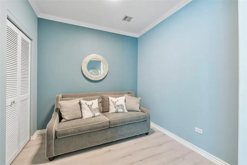 313 NE 2nd Street Fort Lauderdale FL 33301
