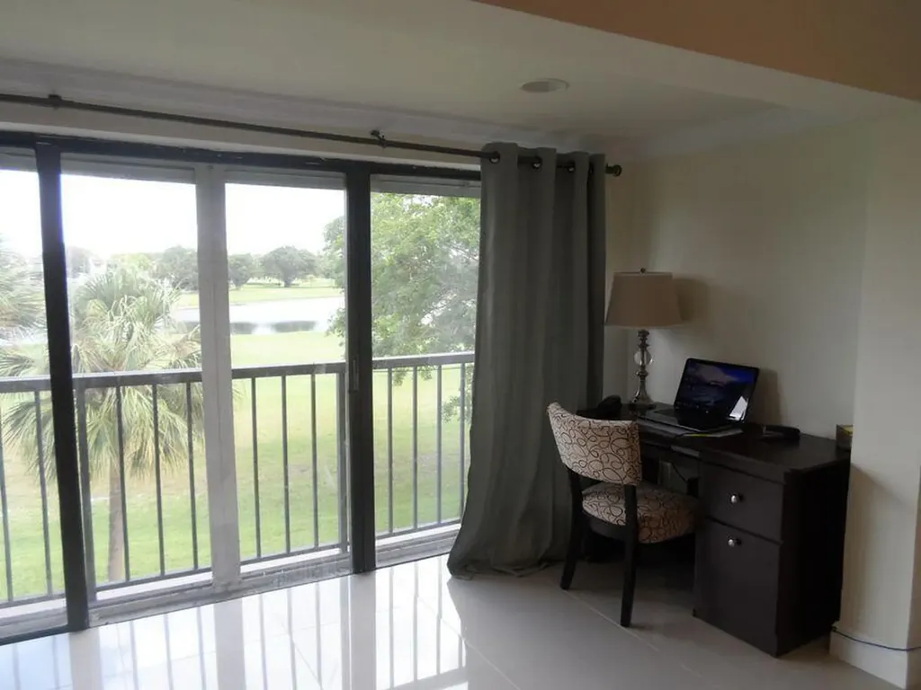 4832 Esedra Court Lake Worth FL 33467