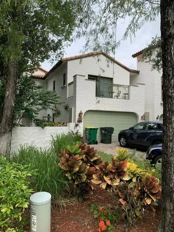 4419 Hidden Harbour Terrace Dania Beach FL 33312