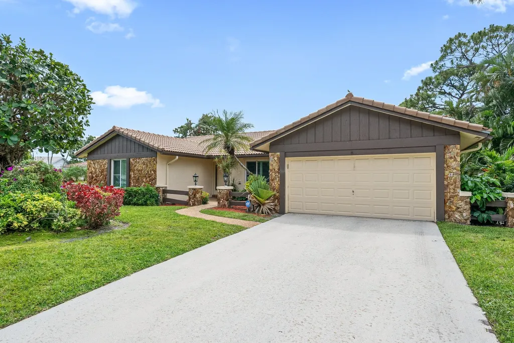 2493 Timbercreek Circle NW Boca Raton FL 33431