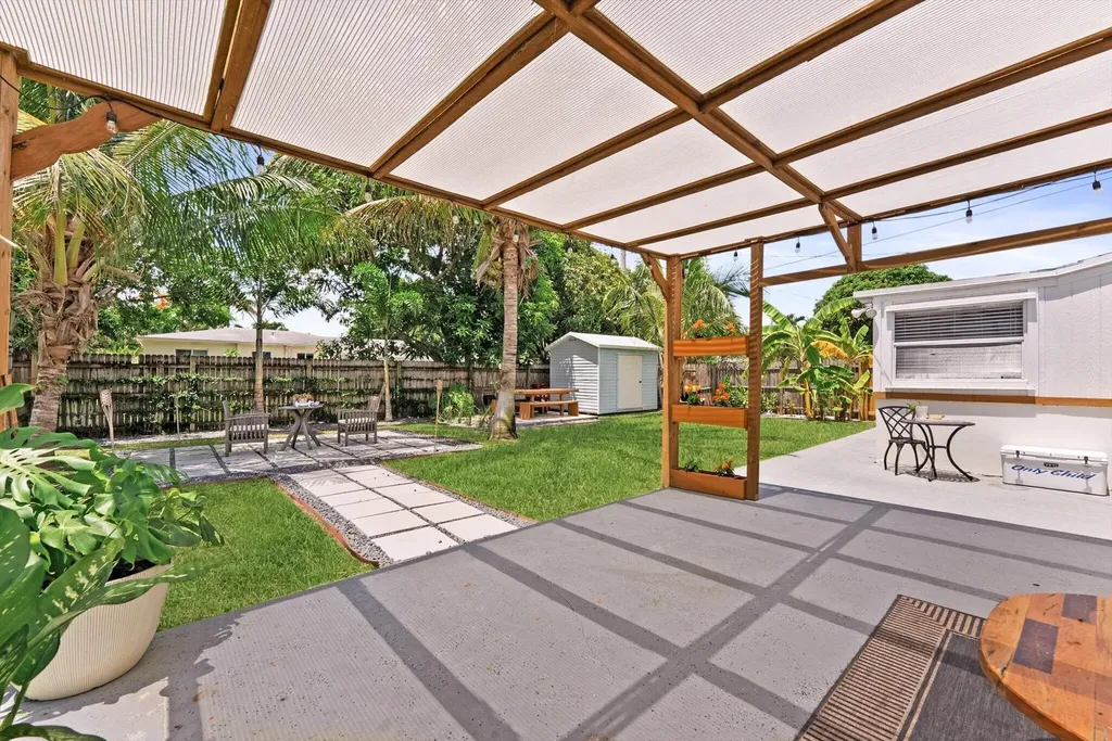 350 Forest Hill Boulevard West Palm Beach FL 33405