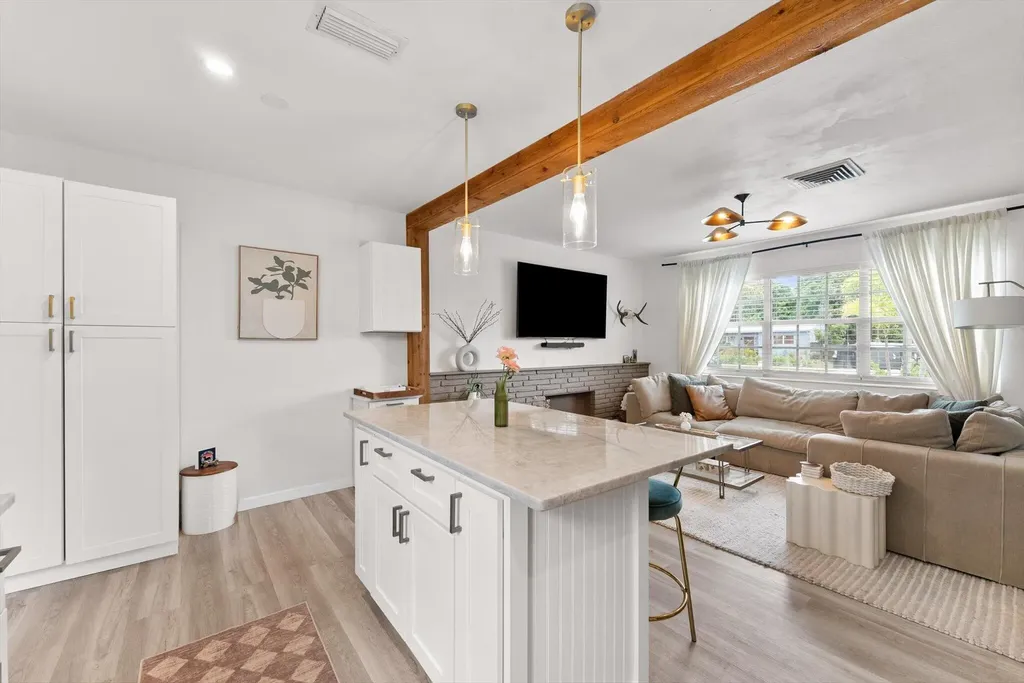 350 Forest Hill Boulevard West Palm Beach FL 33405