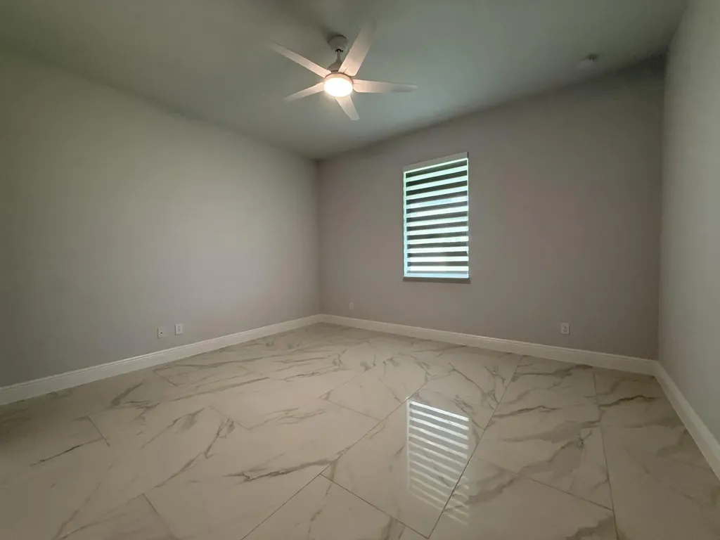 5673 NW Whitecap Road Port St Lucie FL 34986